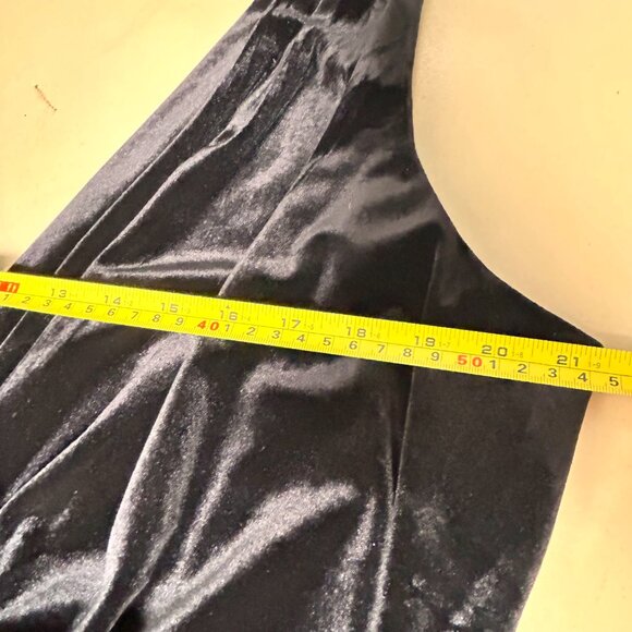 Scarlett Nite Woman Black Velvet Sleeveless Dress Size 18W - Picture 6 of 8